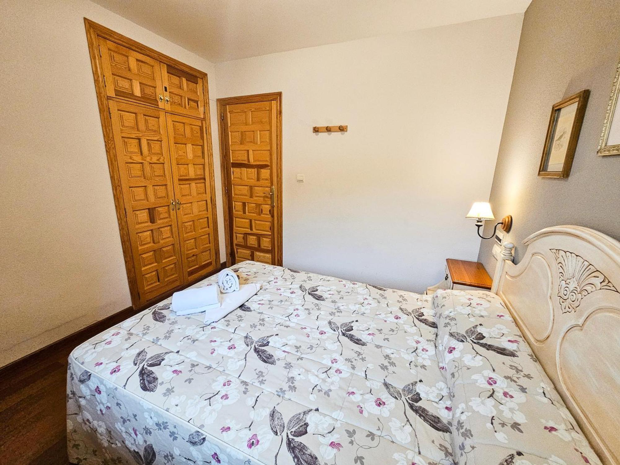 Apartamentos Gavin Biescas 3000 מראה חיצוני תמונה